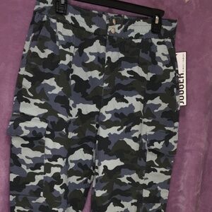 NEW! Almost Famous Camo Cargo Jogger size XL